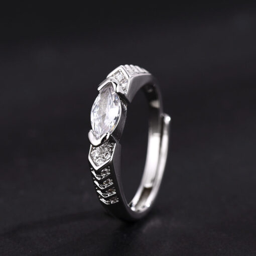 DIYSTAR Magnetology Moissanite Diamond Ring